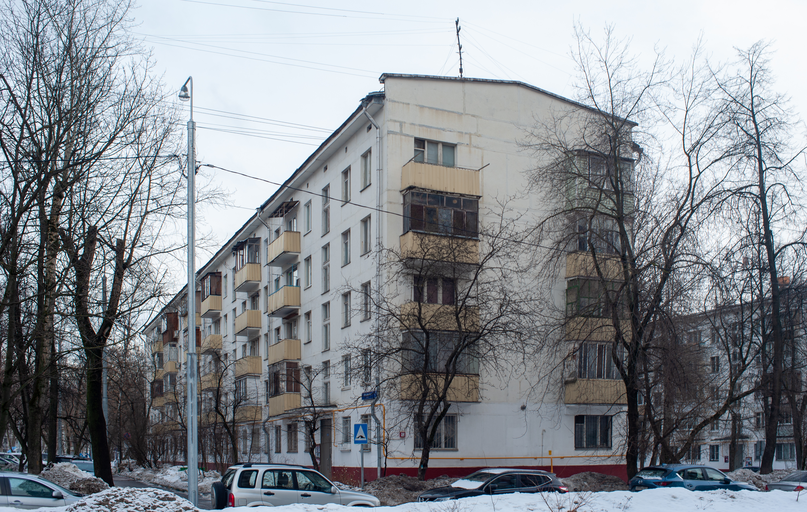 Ереванская улица 8 к2)